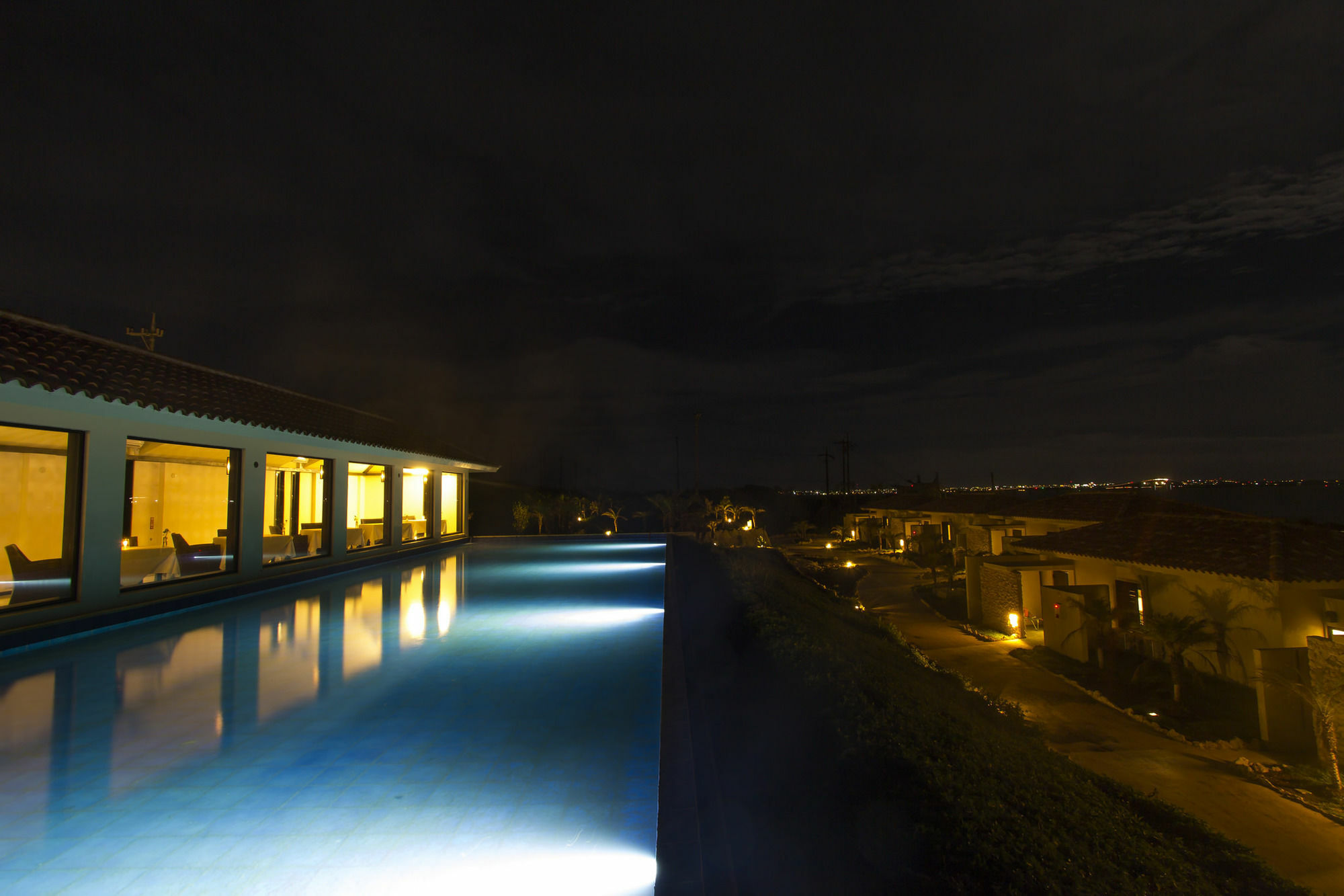 Konpeki The Villa All Suite Miyakojima  Exterior foto